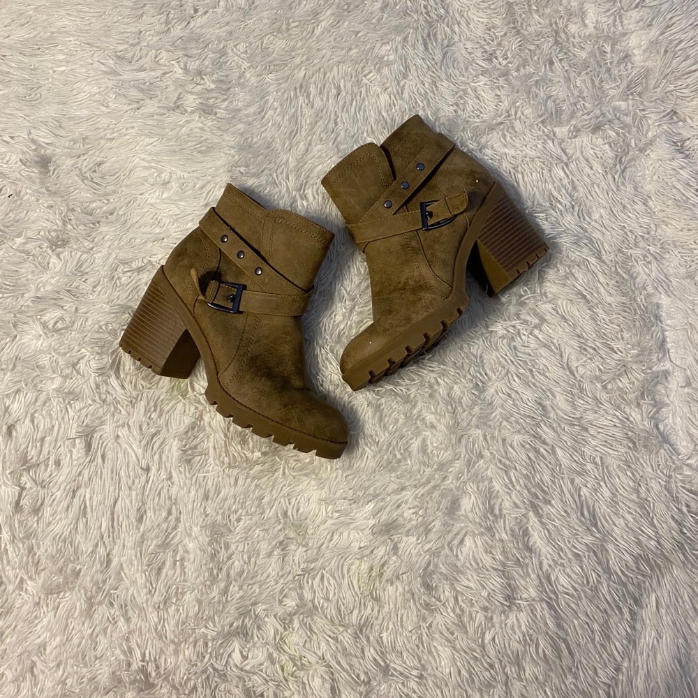 Cute winter ankle boots